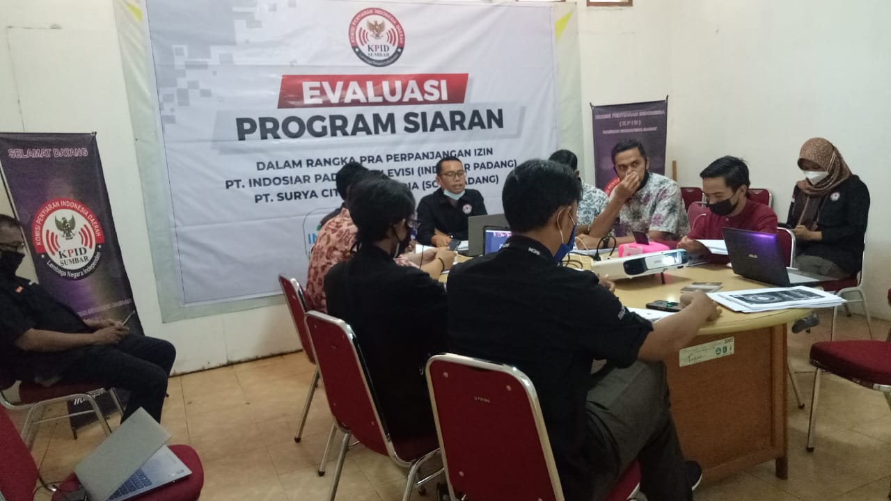 Evaluasi Pra Perpanjangan Izin, KPID Sumbar Minta SCTV Padang Tayangkan Program Lokal Yang Bervariatif Dan ILM Berbasis Lokal